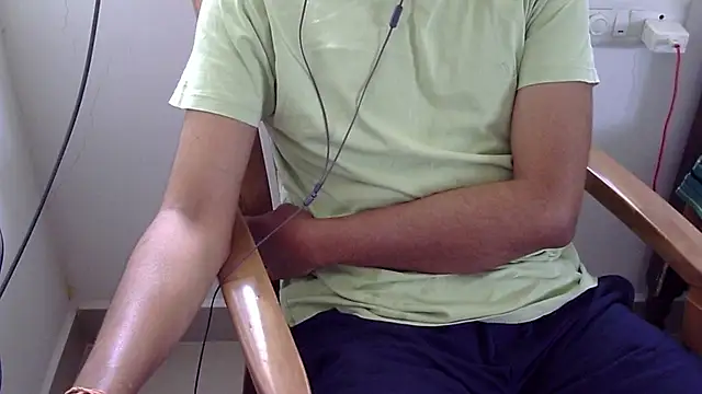 The SHY uncut online show from February 23, 5:12 am