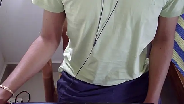 The SHY uncut online show from September 21, 6:37 am