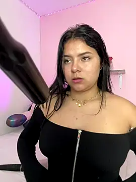 Oriana Guzman online show from November 16, 11:32 pm