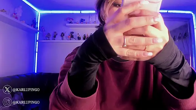 albaismynameX online show from January 20, 12:07 pm