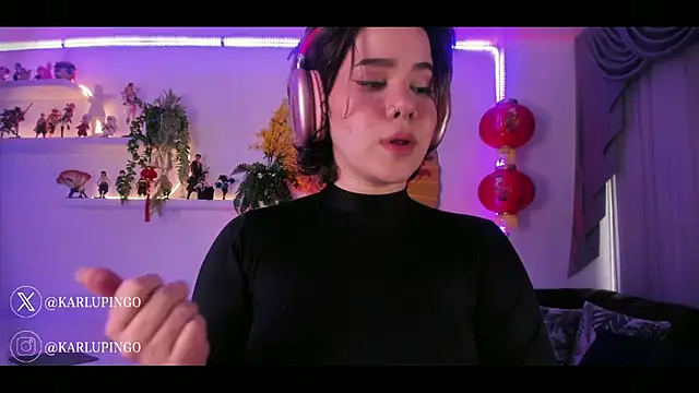 albaismynameX online show from February 14, 12:03 pm