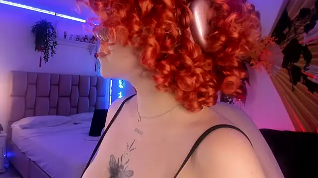 albaismynameX online show from March 11, 3:23 pm