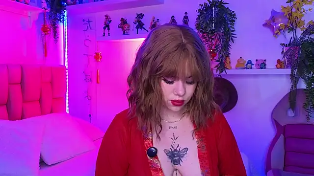 albaismynameX online show from April 1, 12:06 pm