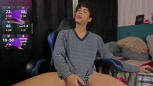 kleo helenos online show from February 19, 1:01 am