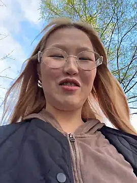 Aiko Yumi online show from May 1, 12:54 pm