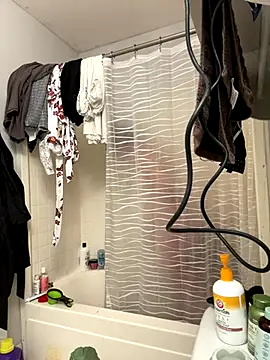 SexyB214 online show from December 6, 8:15 am