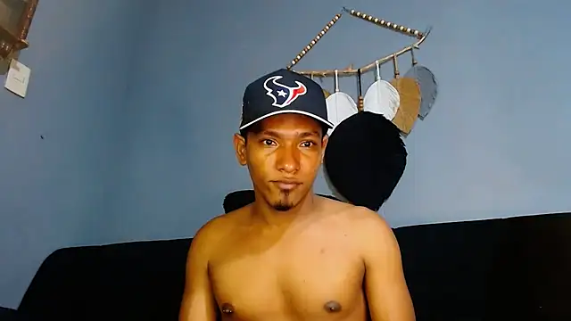 Snapshot of Grandeygruesa1 chatting on December 27, 11:42 pm Grandeygruesa1 online show from December 27, 11:42 pm