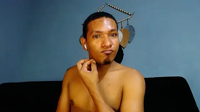 Snapshot of Grandeygruesa1 chatting on December 31, 3:09 pm Grandeygruesa1 online show from December 31, 3:09 pm