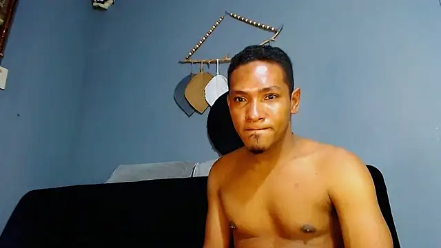 Snapshot of Grandeygruesa1 chatting on February 3, 12:14 pm Grandeygruesa1 online show from February 3, 12:14 pm