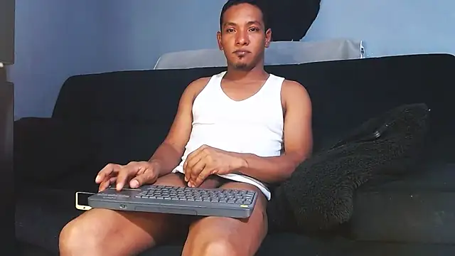 Snapshot of Grandeygruesa1 chatting on September 11, 3:17 am Grandeygruesa1 online show from September 11, 3:17 am