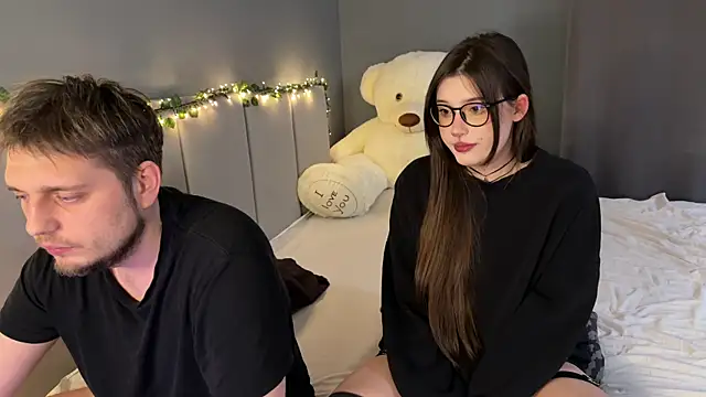 sasaykyra online show from May 4, 9:44 pm