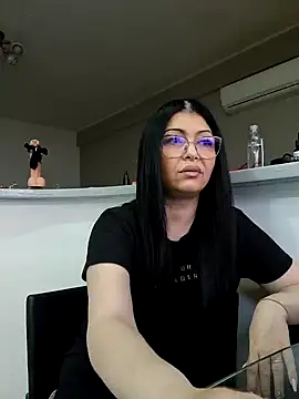 Milf Abigail online show from February 10, 5:47 am