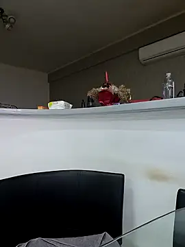 Milf Abigail online show from March 17, 5:56 am