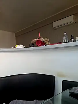 Milf Abigail online show from March 19, 5:30 am