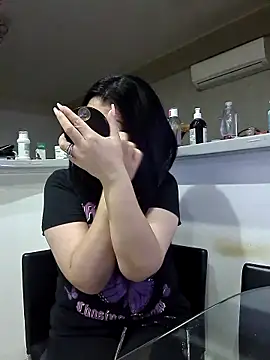 Milf Abigail online show from October 3, 1:35 am