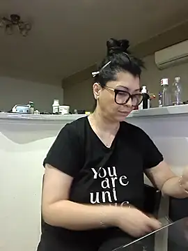 Milf Abigail online show from November 3, 12:24 am