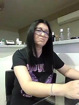 Milf Abigail online show from November 29, 2:58 am