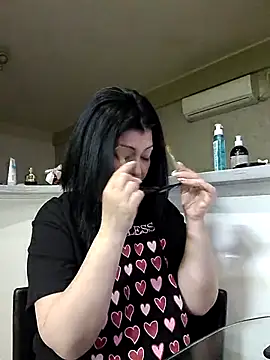 Milf Abigail online show from April 11, 1:32 am