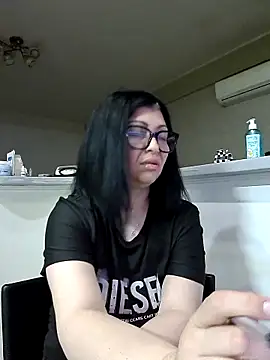 Milf Abigail online show from April 22, 1:30 am