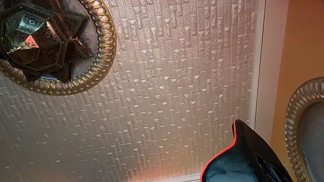 Snapshot of ORLA86 chatting on March 9, 7:37 pm ORLA86 online show from March 9, 7:37 pm