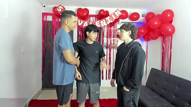 badguyss bisex online show from February 13, 11:28 am