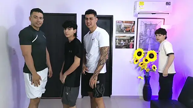 badguyss bisex online show from April 14, 11:27 am