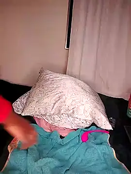 Bella kiki online show from January 2, 8:46 pm