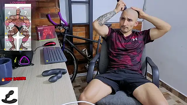 Marck Muscle online show from April 21, 1:18 am