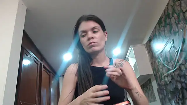 Snapshot of Karla_sweed chatting on March 13, 11:05 pm Karla sweed online show from March 13, 11:05 pm