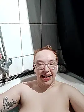 Isabella Geney online show from March 22, 7:17 pm