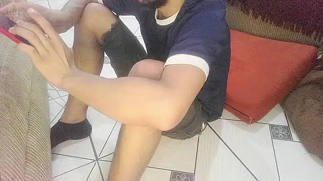 UncutToyBoy23cm online show from November 6, 4:52 pm