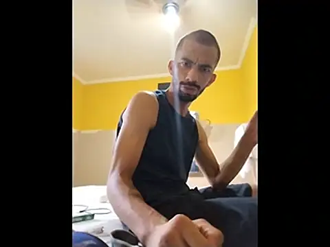 UncutToyBoy23cm online show from January 13, 10:53 am