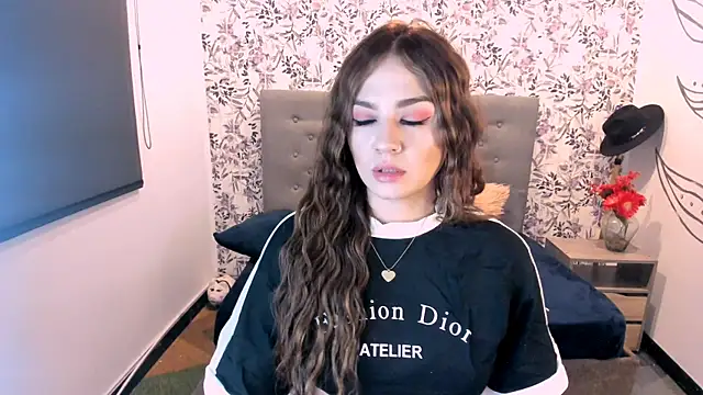 Snapshot of KataHot_ chatting on January 21, 1:39 am KataHot  online show from January 21, 1:39 am