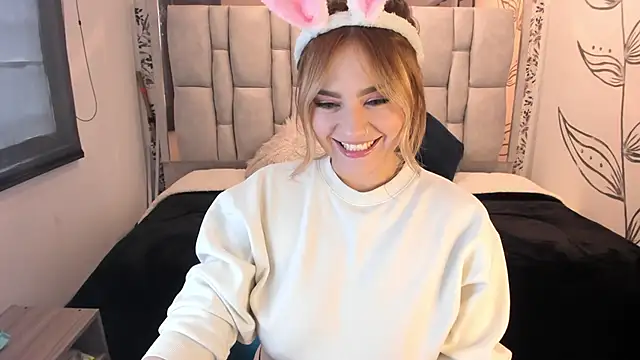 Snapshot of KataHot_ chatting on September 18, 8:11 pm KataHot  online show from September 18, 8:11 pm