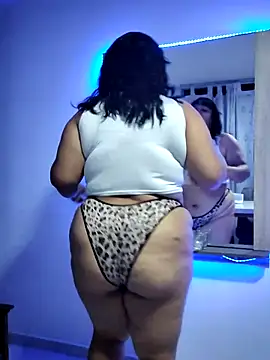 Snapshot of Mia_Adell_11 chatting on February 21, 3:23 am Mia Adell 11 online show from February 21, 3:23 am