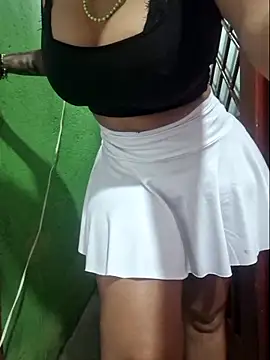 gatadeojosclaros online show from March 1, 8:02 am