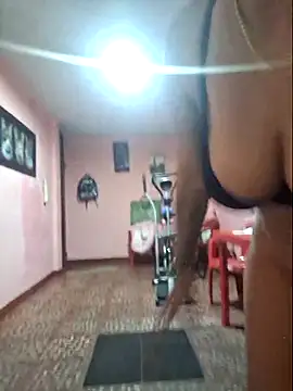 gatadeojosclaros online show from March 3, 8:49 am