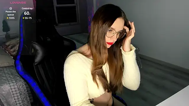 MCfly 11 online show from February 9, 1:33 am