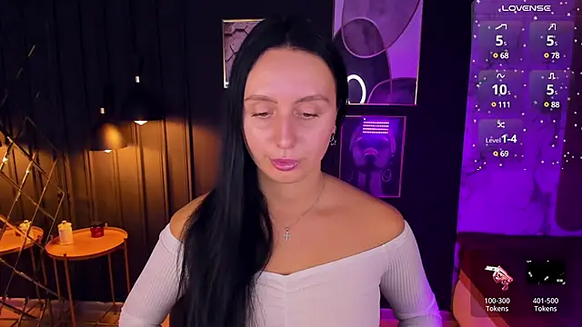 Christy Calypso online show from December 17, 2:23 am