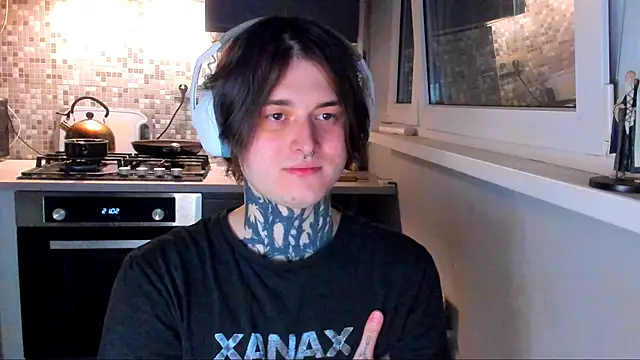  torfin  online show from March 28, 9:47 pm