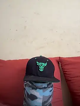 StallionPiper12 online show from February 16, 3:52 pm