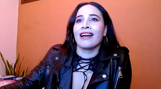 Snapshot of nathy_28latex chatting on February 23, 9:16 pm nathy 28latex online show from February 23, 9:16 pm