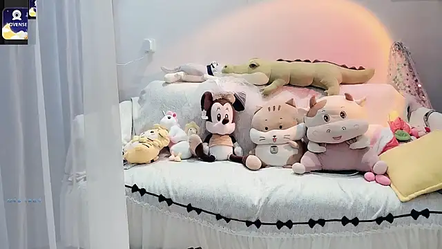 AKiKi711 online show from September 24, 3:48 pm