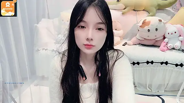 AKiKi711 online show from October 20, 4:40 pm