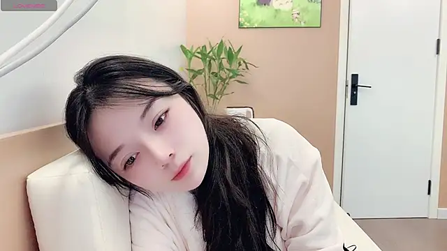 AKiKi711 online show from February 10, 4:38 am