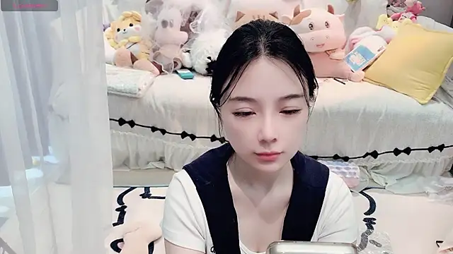 AKiKi711 online show from April 19, 4:23 am