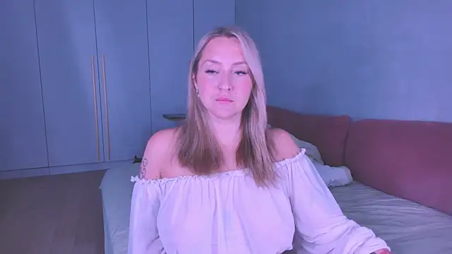 Snapshot of Oh_mylissa chatting on July 21, 6:54 pm Oh mylissa online show from July 21, 6:54 pm