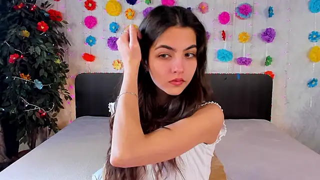 Milana Crystal  online show from March 20, 8:20 am