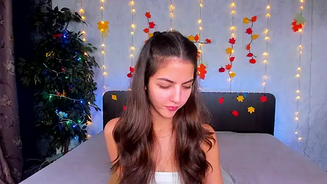 Milana Crystal  online show from November 21, 8:24 am