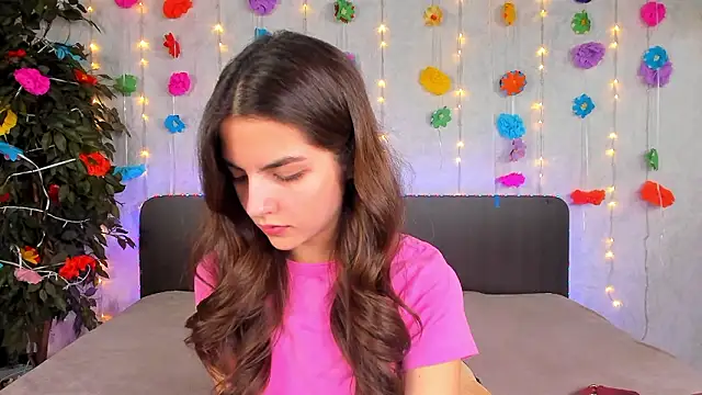 Milana Crystal  online show from March 13, 8:10 am